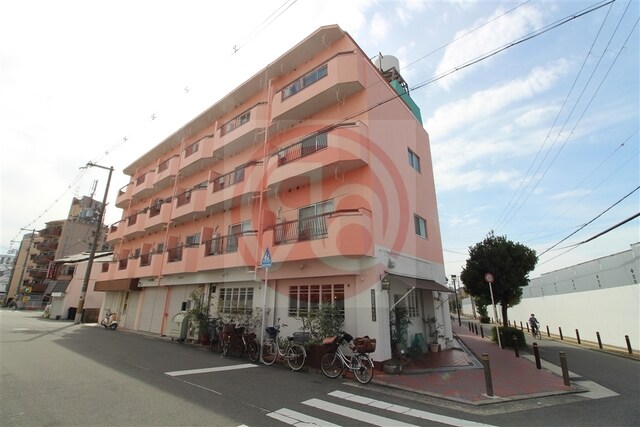 双輪建物第八コーポの物件外観写真