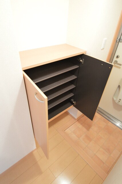 メゾンドアールの物件内観写真