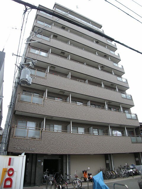 プルメリア玉出の物件外観写真