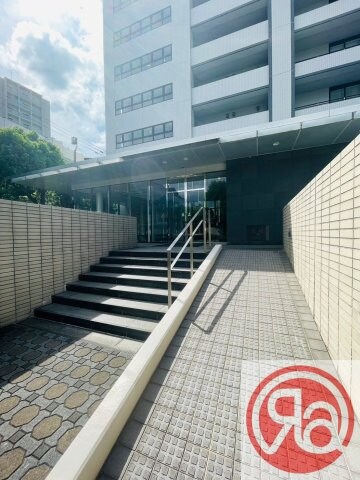 メゾン・ド・ヴィレ大阪城公園前の物件外観写真