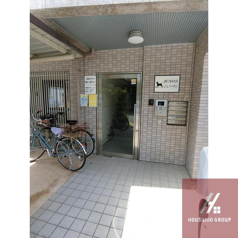 ジュノーⅢの物件外観写真