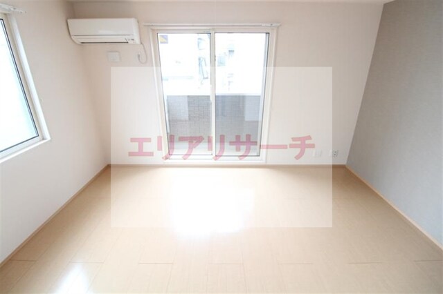 ソルプレーザ玉造の物件内観写真