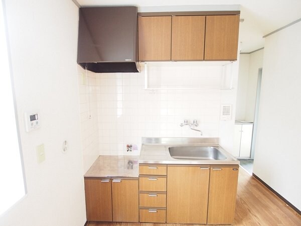 ローズウッドBの物件内観写真