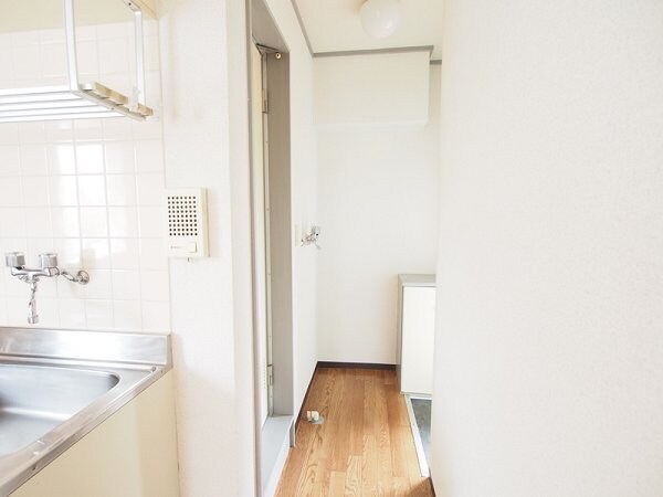 ローズウッドBの物件内観写真