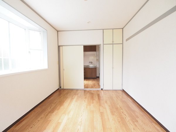 ローズウッドBの物件内観写真