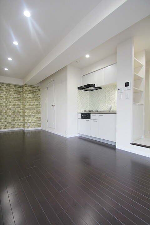 メトロ新高円寺マンションの物件内観写真