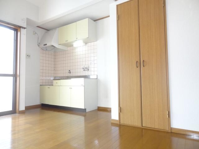 クレッシェンド西南の物件内観写真