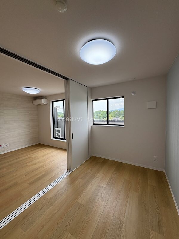 プランドール西原の物件内観写真