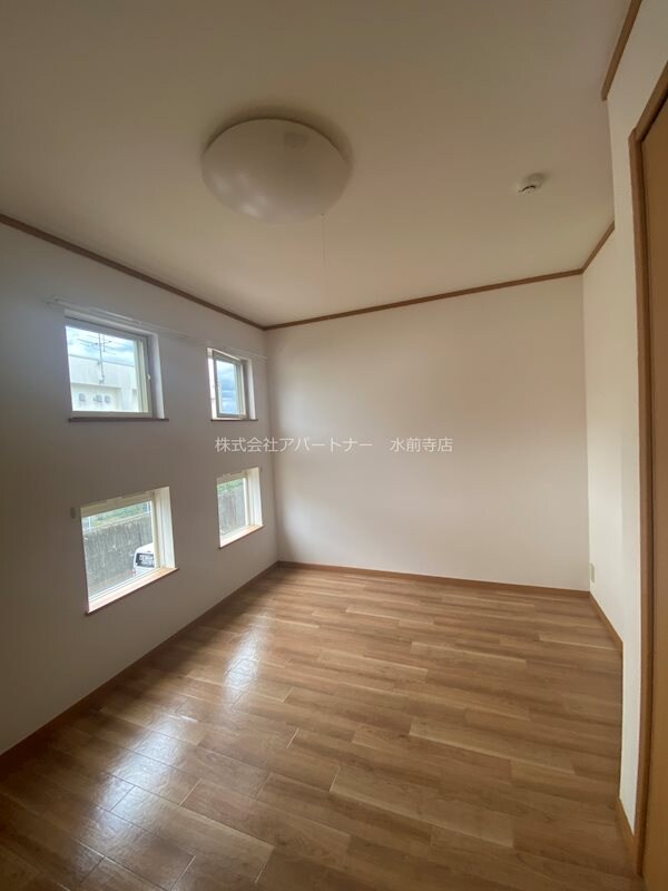 コーラル・ヴィラの物件内観写真