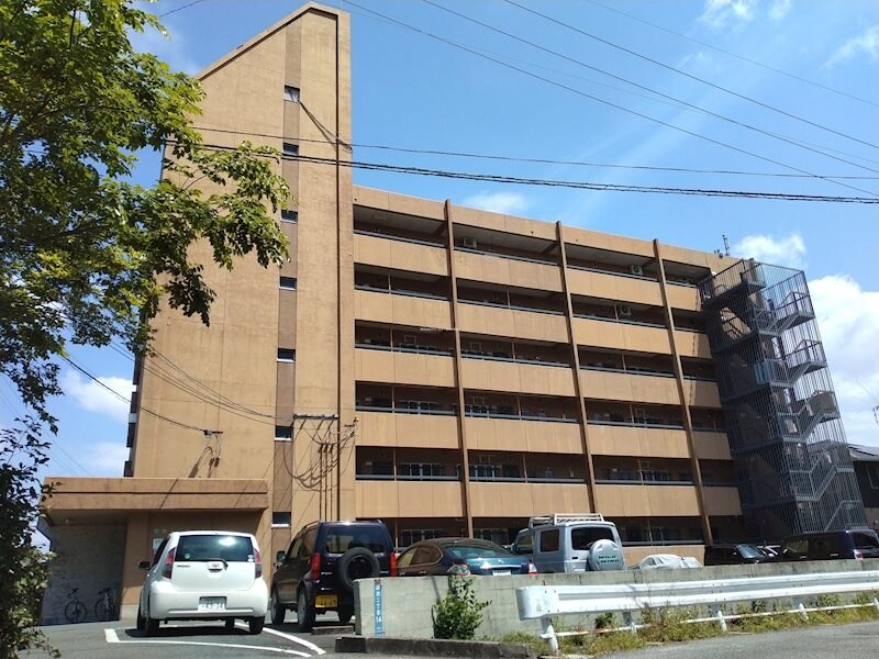 出水レジデンスの物件外観写真