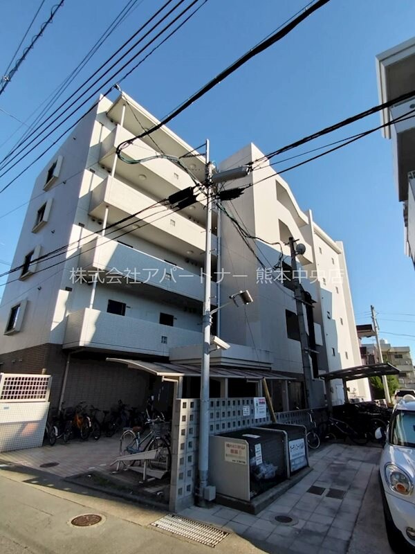 ノーブル九品寺の物件外観写真