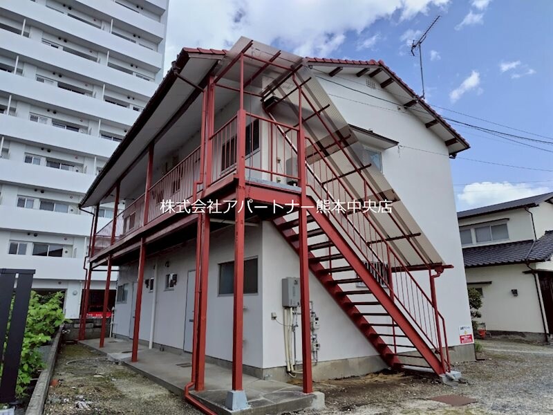 皆春アパートの物件外観写真