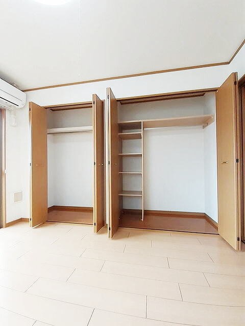 レルベ保田窪の物件内観写真