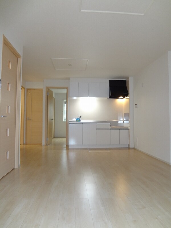 ヴェルナ・Ｃの物件内観写真