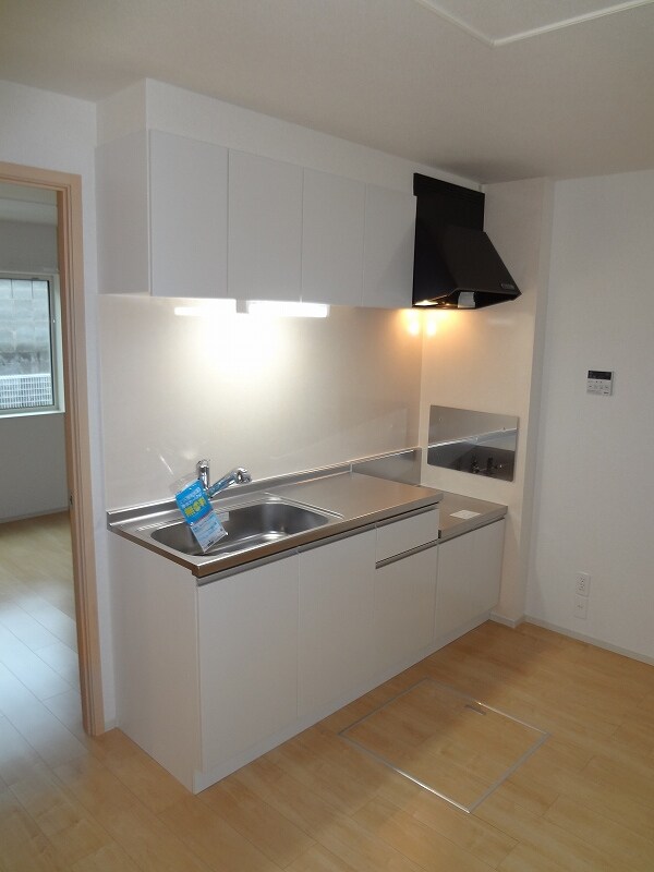 ヴェルナ・Ｃの物件内観写真