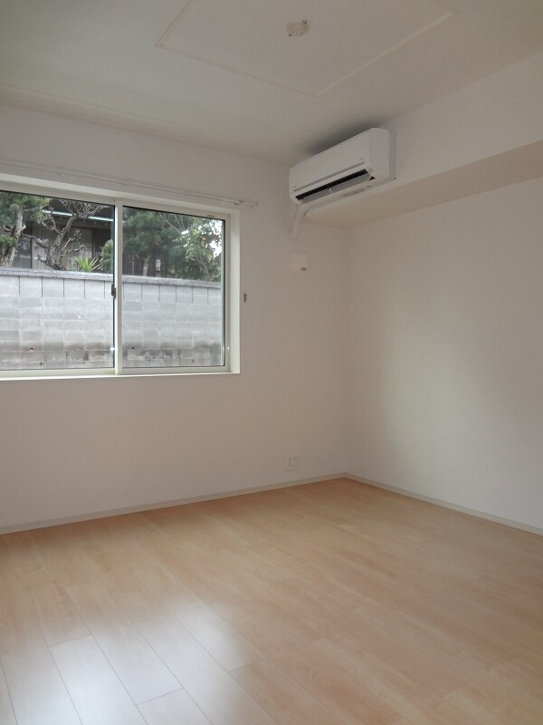 ヴェルナ・Ｃの物件内観写真