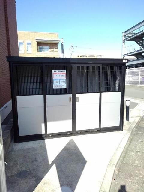 ヴェルナ・Ｃの物件内観写真