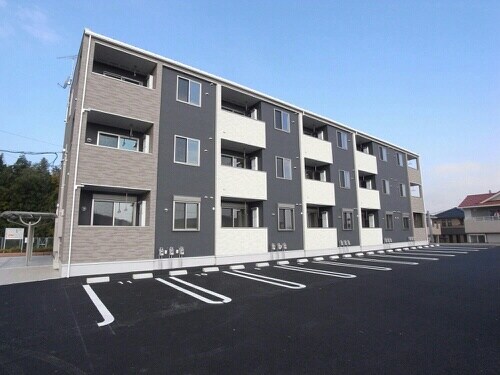 Ｖｅｒｄｅ　Ｃｏｌｌｉｎａの物件外観写真