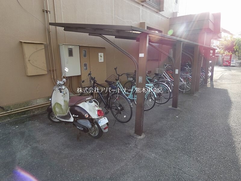 出水レジデンスの物件内観写真