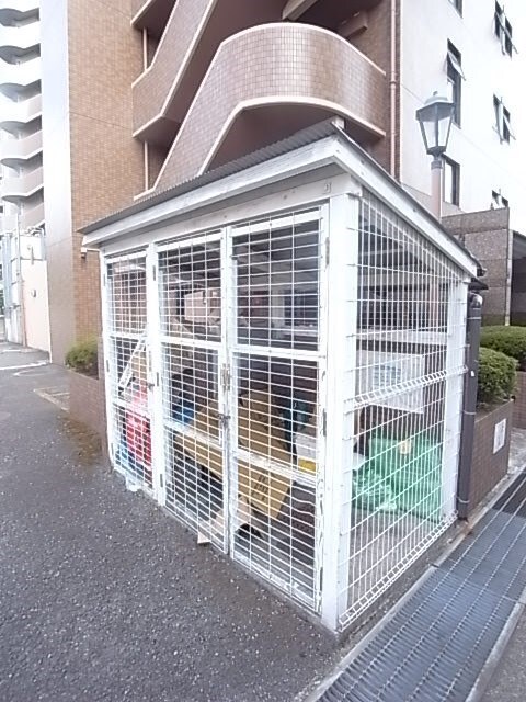 猪名寺ニュープラザの物件内観写真