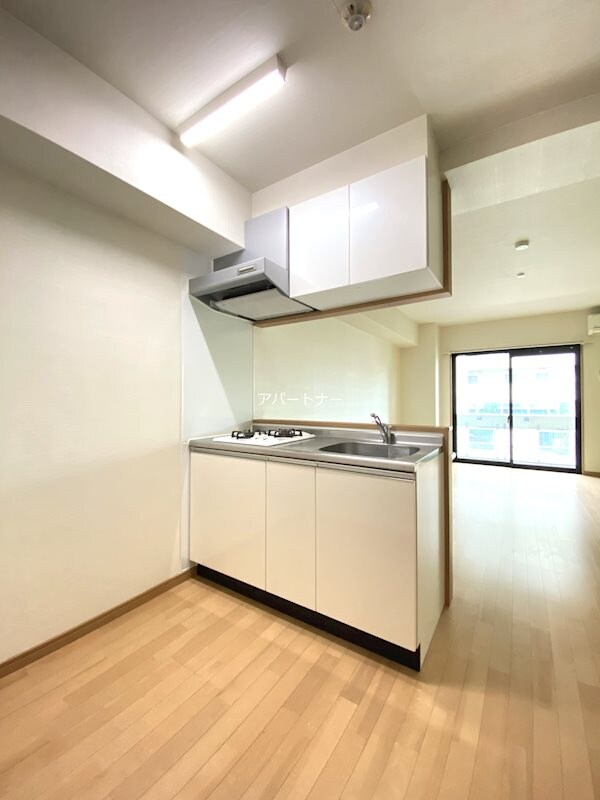 鹿児島駅 徒歩10分 8階の物件内観写真