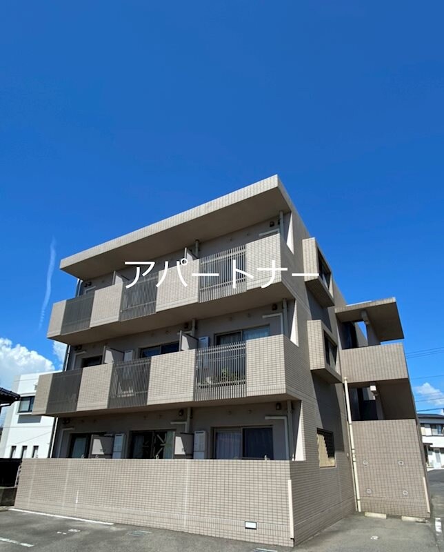 グランドヒルズの物件外観写真