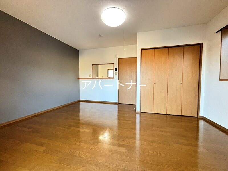 グリーンパレスIの物件内観写真