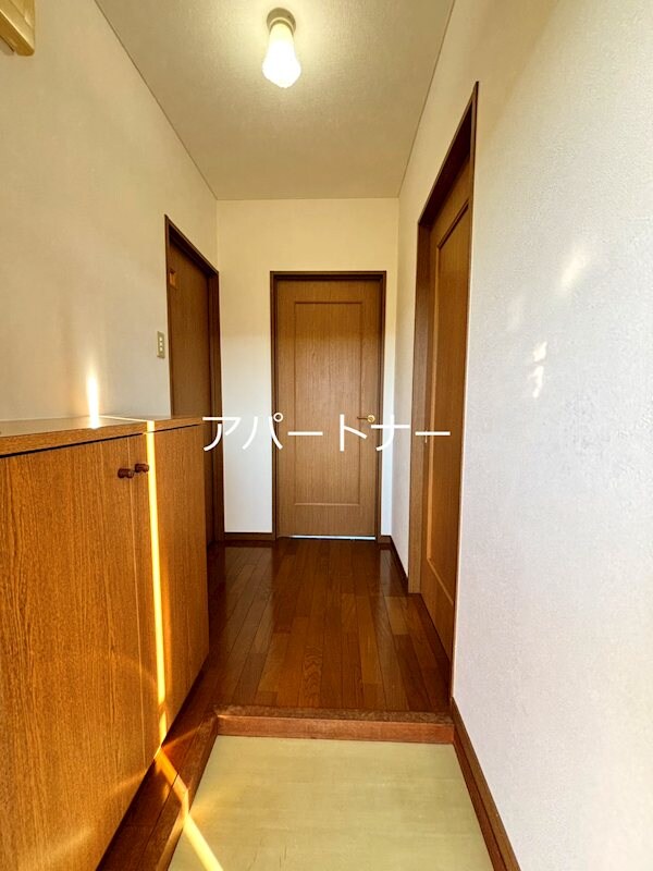 グリーンパレスIの物件内観写真