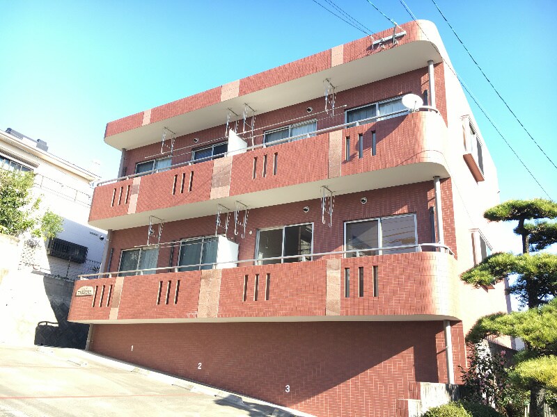 トレゾアIIの物件外観写真