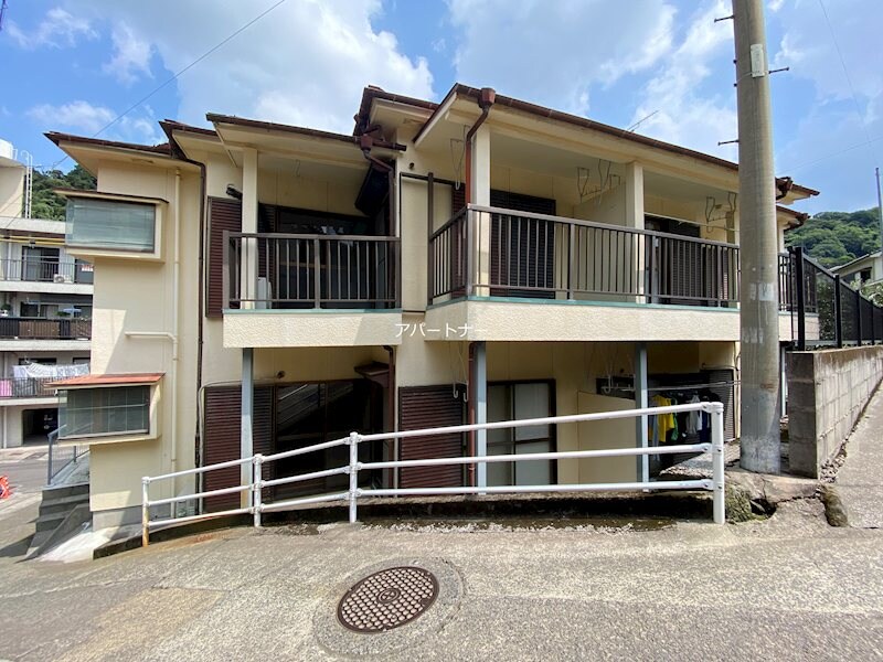 メゾン稲荷の物件外観写真