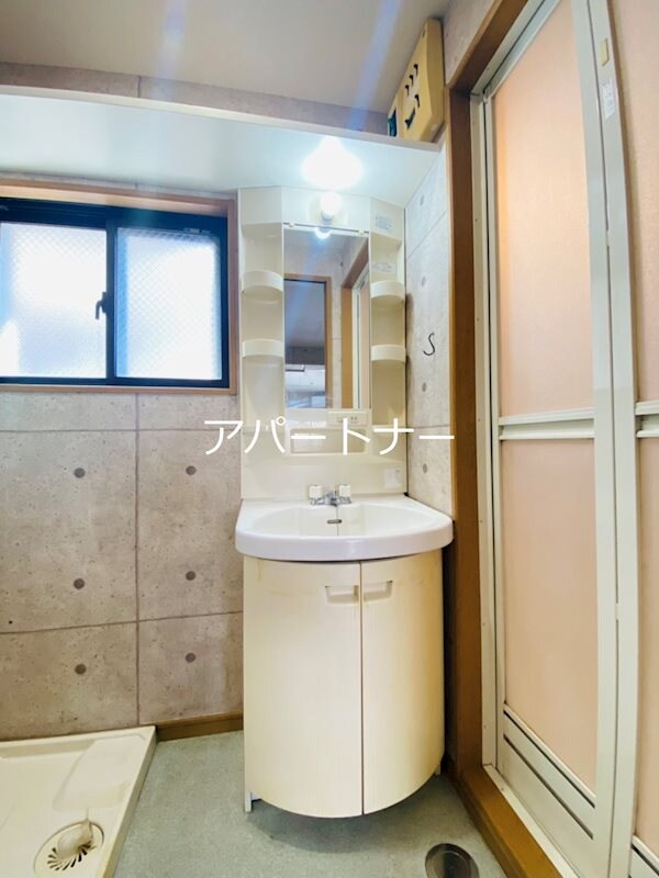 エルミタージュの物件内観写真