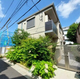 東高円寺駅 徒歩5分 1階の物件外観写真