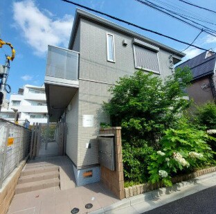 東高円寺駅 徒歩5分 1階の物件外観写真