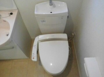 新井薬師前駅 徒歩5分 2階の物件内観写真