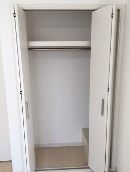 新井薬師前駅 徒歩5分 2階の物件内観写真