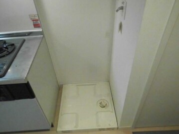 新井薬師前駅 徒歩5分 2階の物件内観写真