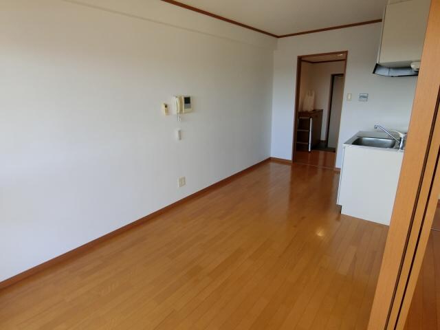 ひまわりマンションの物件内観写真
