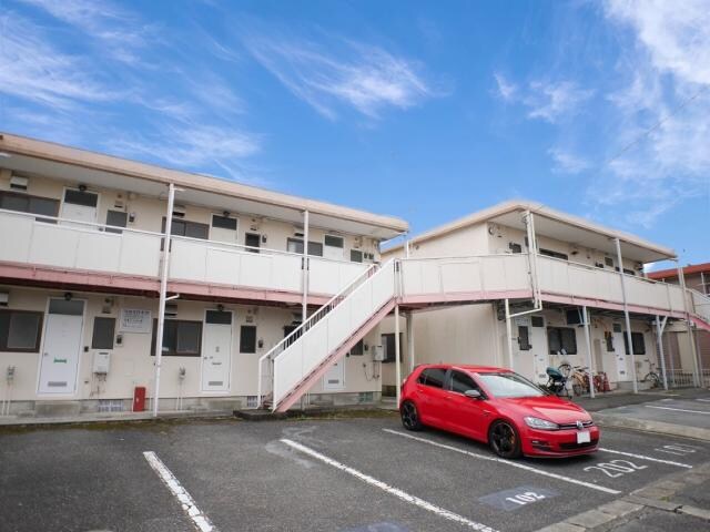 宇都宮駅 車移動5分  2.2kmの物件外観写真