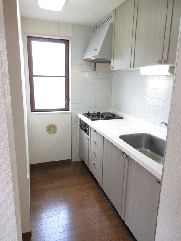 カーサ・デ・セビーア弥生の物件内観写真