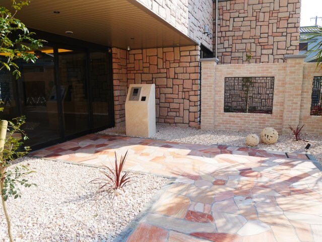 プレジオ帝塚山の物件外観写真