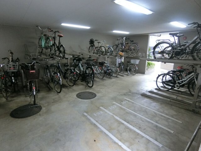 フォレスタ育和の物件内観写真