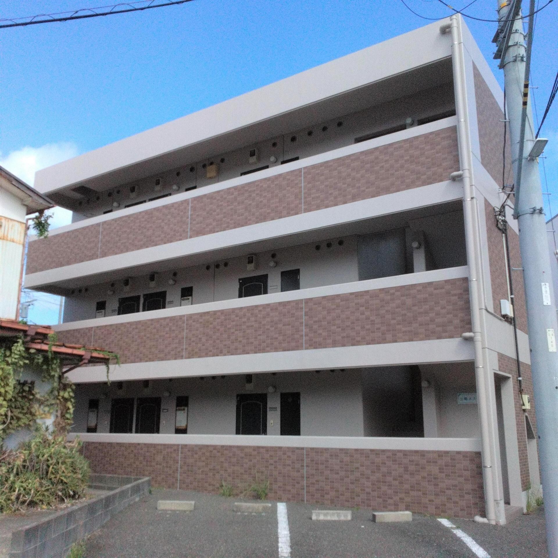 公郷エスポアの物件外観写真