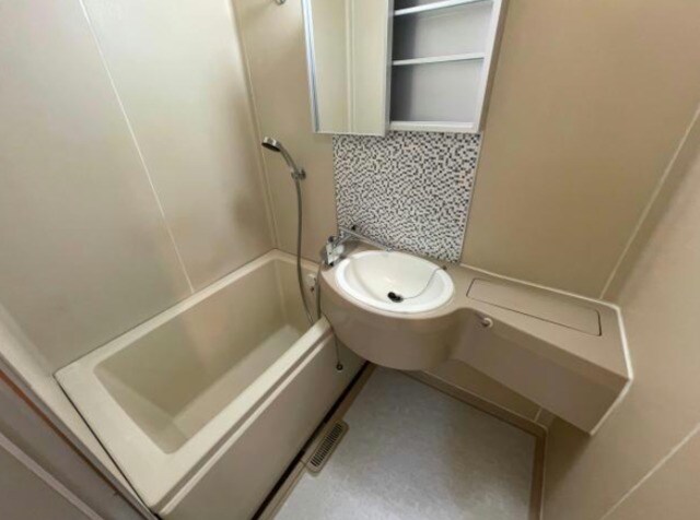 恵比寿駅 徒歩14分 4階の物件内観写真