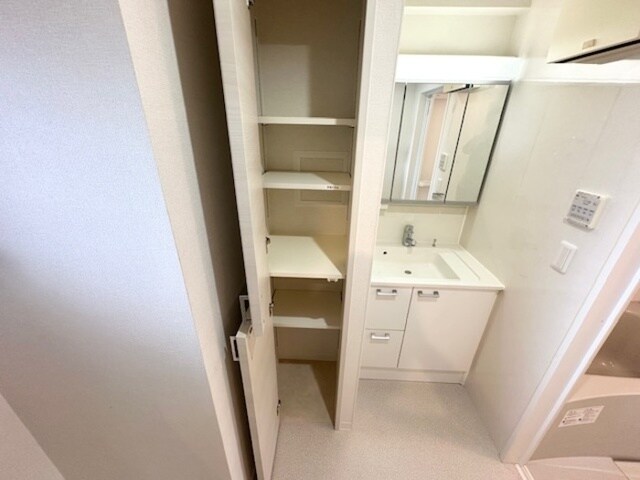 安里駅 徒歩3分 5階の物件内観写真