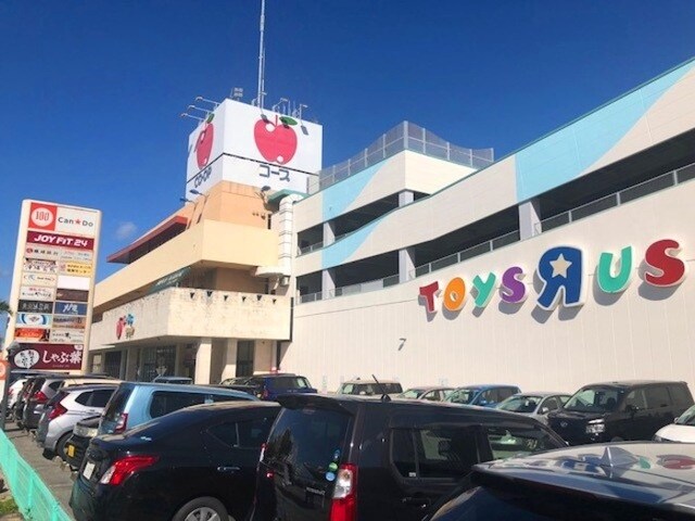 メゾン・クレールモンテ天久の物件外観写真