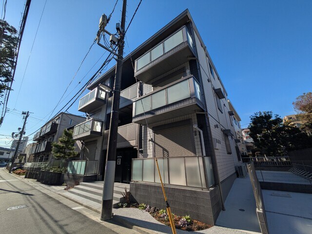 ＣａｌｍＬｕｘｅの物件外観写真