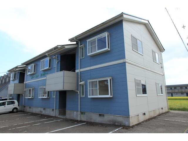 ファーストシャトーの物件外観写真