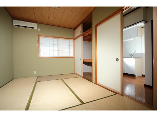 ファーストシャトーの物件内観写真