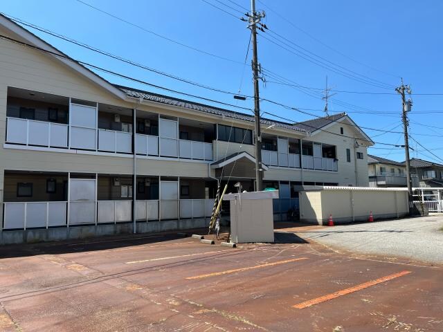 ルピナス小矢部の物件外観写真