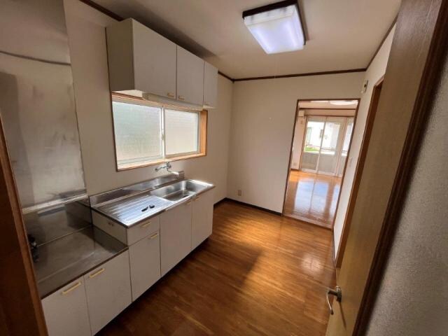 赤丸アパートの物件内観写真